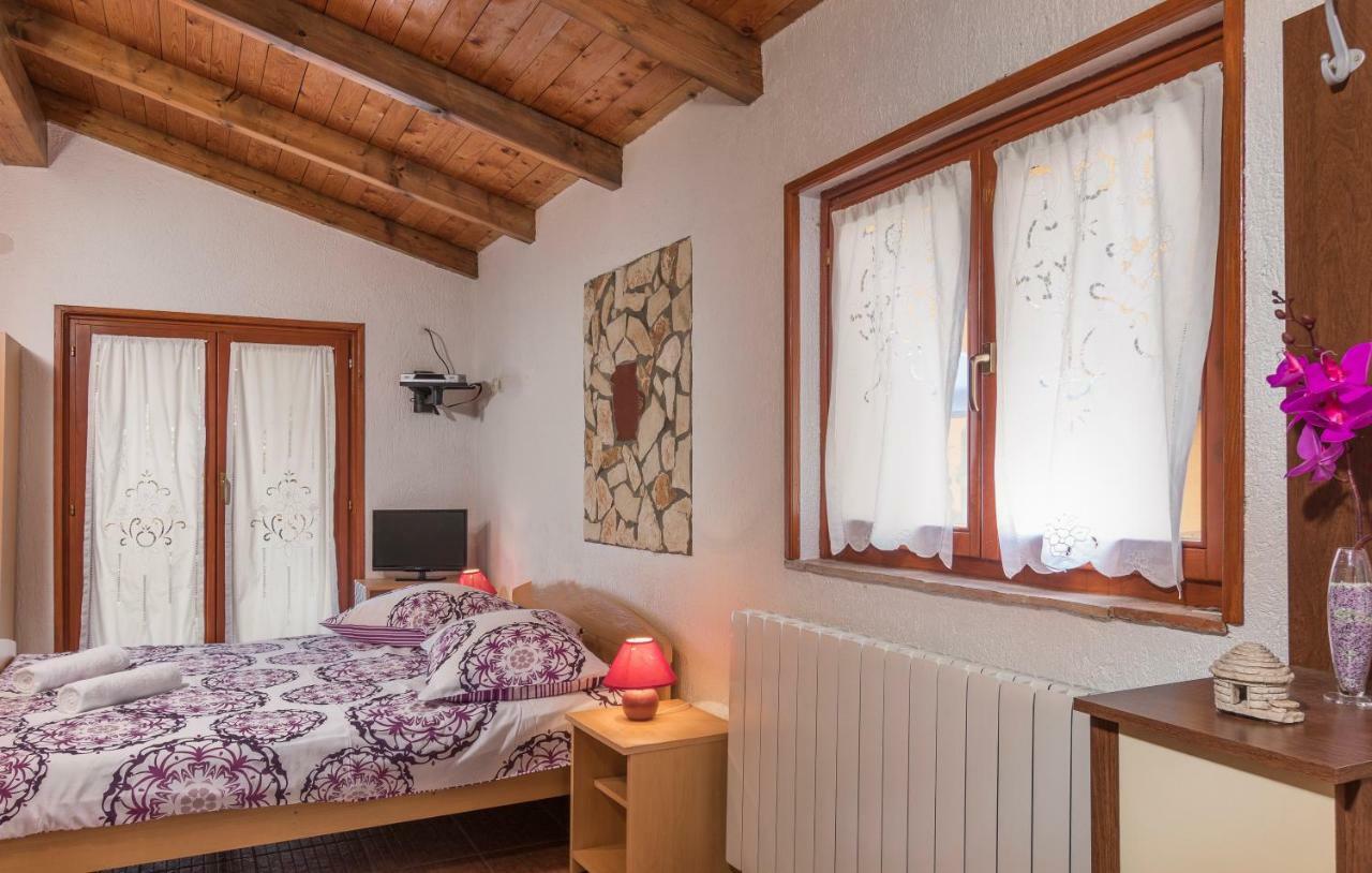 Apartmani Zikovic Poreč Buitenkant foto